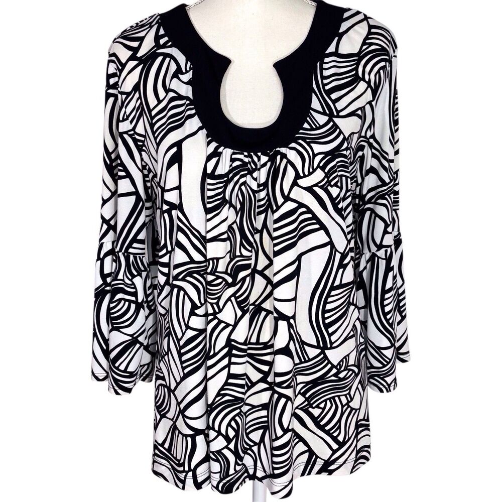 Chicos Size 3 Tunic Top Women’s XL Black White Geometric Pullover Bell Sleeves